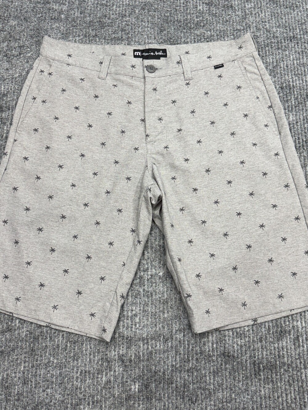 Travis Mathew Performance Shorts Mens 33 Gray Palm Trees AOP Chino Bermuda 11"